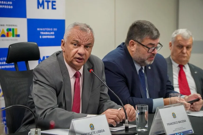 MTE propõe mesa de diálogo para regulamentação do trabalho em centrais de abastecimento